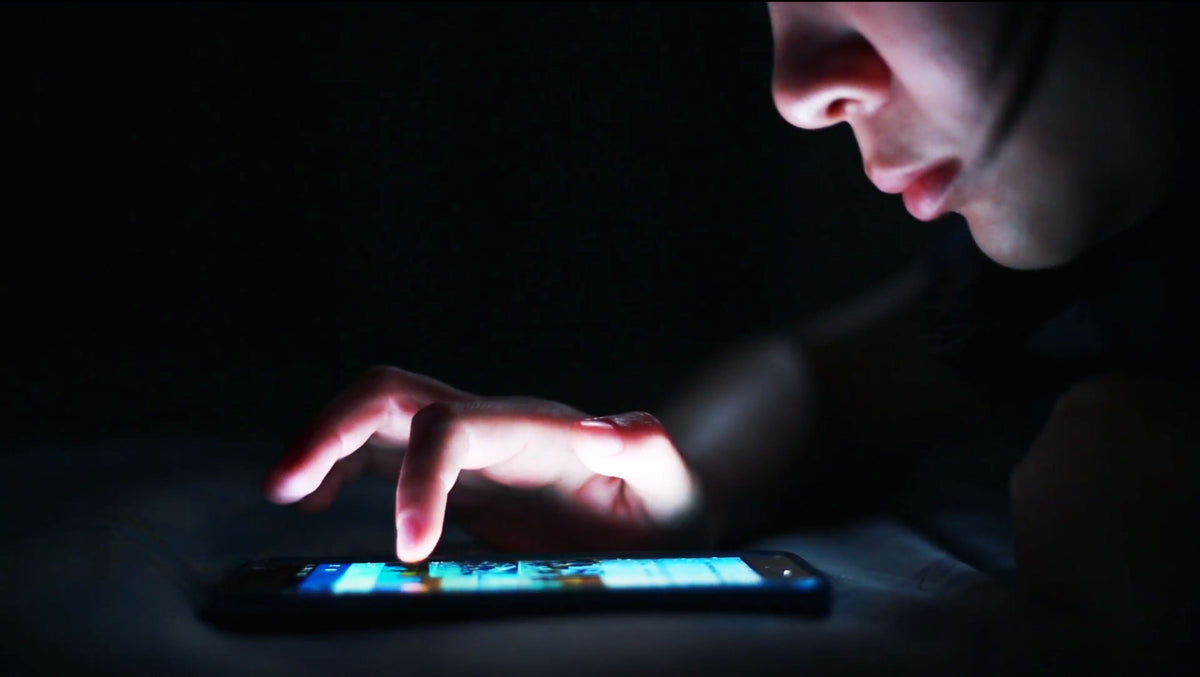 Blue Light Control Lenses (An in-depth explanation) – Better Vision