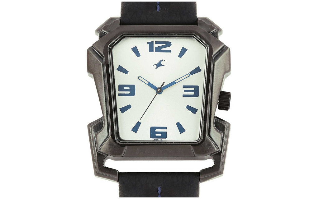 Fastrack 3131NL01 Silver Metal Analog Men's Watch - Better Vision