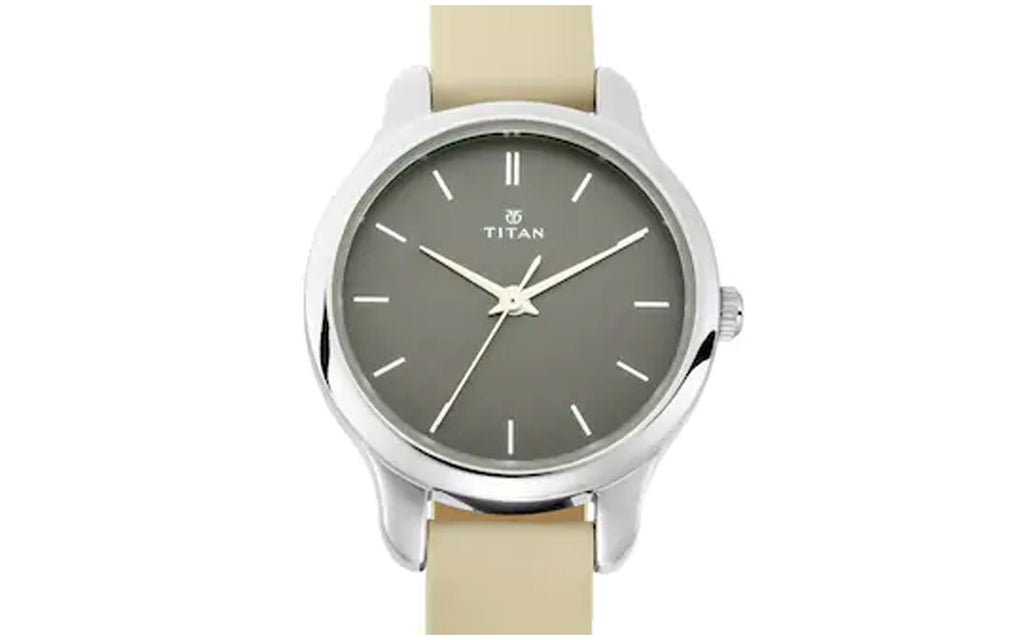 Titan 2481SL11 Black Metal Analog Women's Watch | Watch | Better Vision