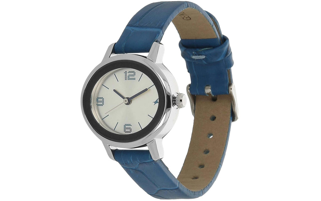 Fastrack NM6107SL01 Silver Metal Analog Women's Watch | Watch | Better Vision