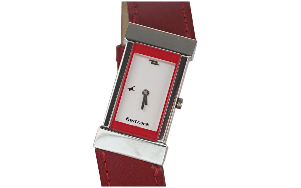 Fastrack 6037SL01 Red Leather Analog Women's Watch | Watch | Better Vision